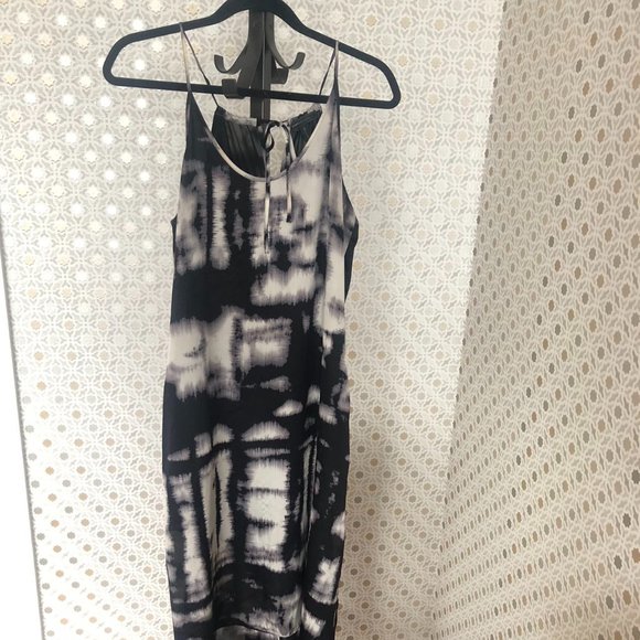 BCBGMaxAzria Dress - Picture 2 of 9